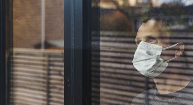 Koronavirüs testleri ölü virüsleri tespit ederek hatalı pozitif sonuçlar verebilir