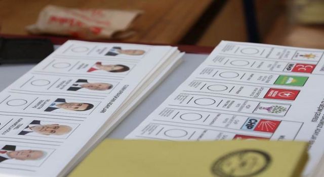 Son araştırma: AK Parti 36,2 MHP baraj altında