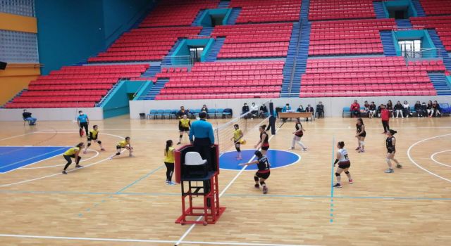 Van'ın file sultanları 4'te 4 yaptı