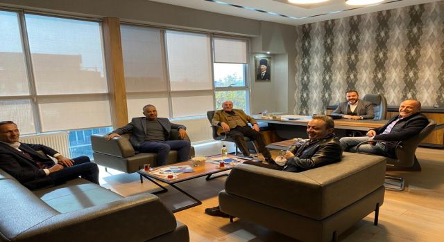 Vanlı iş insanlarından dayanışma örneği