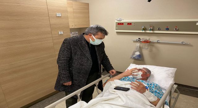 Gelecek Partisi Genel Başkan Yardımcısı Özdağ'a saldırı
