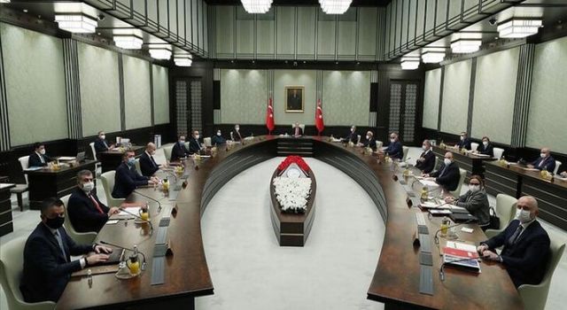 Kısıtlamalar esneyecek mi? Kabine Toplantısının tarihi belli oldu