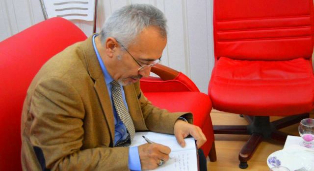 Prof. Dr. Enver Bozkurt, sınavlarda kamera açmak istemeyen öğrencilerine 'terörist' dedi