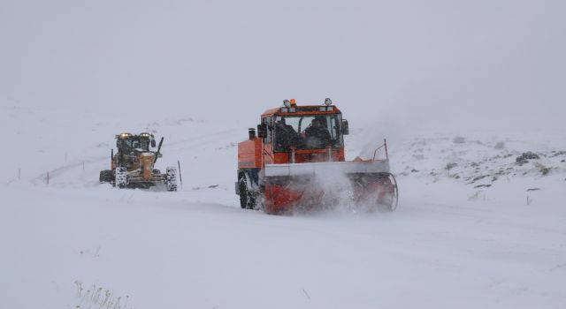 Van'da 495 yerleşim yolu ulaşıma kapandı