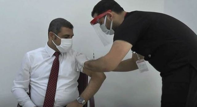 Aşı olan MHP milletvekili koronavirüse yakalandı