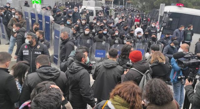 Kadıköy'deki Boğaziçi eylemlerinde gözaltına alınan 94 kişiden 65'i serbest bırakıldı