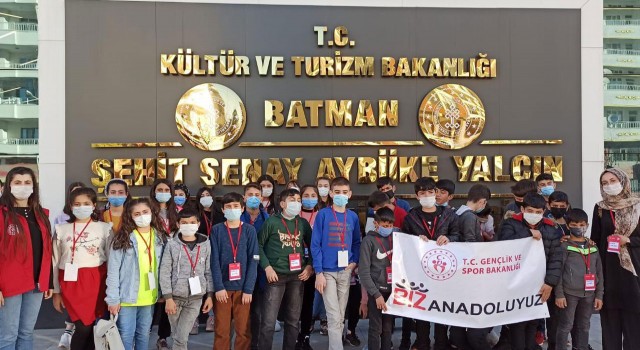 Siirt’ten gelen öğrenciler Batman’ı ziyaret etti