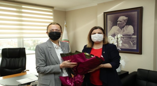 Kocaeli’de Başkan Hürriyet, meslektaşlarının gününü kutladı
