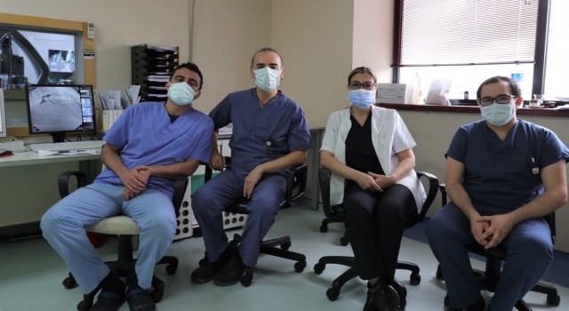 Prof. Dr. Ağaçdiken: ”COVID-19 kalp kasında hasar oluşturabilir”