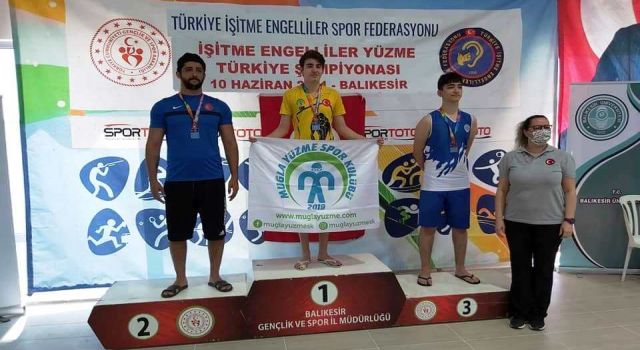 Vanlı işitme engelliler yüzmede Türkiye ikincisi oldu