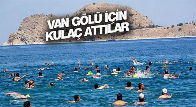Van Gölü'nde yüzme etkinliği
