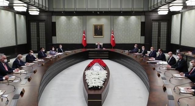Cumhurbaşkanlığı Kabinesi bugün toplanıyor: Yüz yüze eğitim ve salgın önlemleri konuşulacak