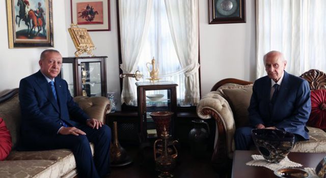 Erdoğan, Bahçeli'yi evinde ziyaret etti