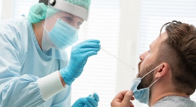 Kamu kurumlarında PCR testi zorunluluğu getirildi