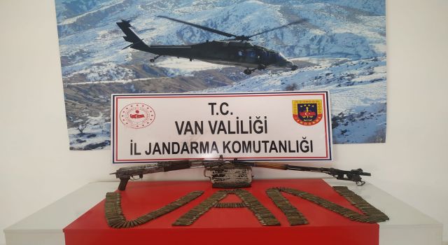Başkale'de PKK silahları ele geçti
