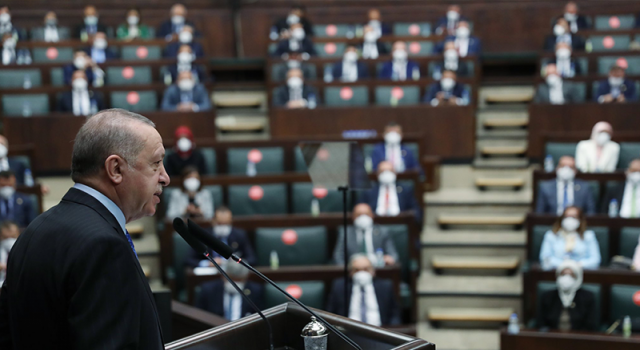 "Onlarca AKP milletvekili gidecekleri partilerle görüşüyor"