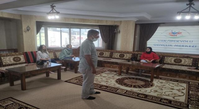 Turğut: Bağımlılığı inkar etmek çözüm gibi görünse de çözümsüzlüktür!