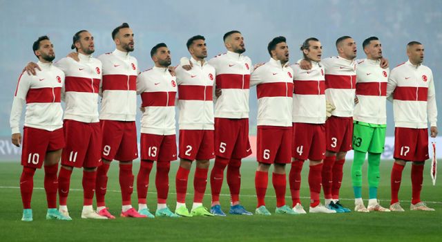 Türkiye A Milli Takımı'nın Stefan Kuntz yönetimindeki ilk aday kadrosu belli oldu