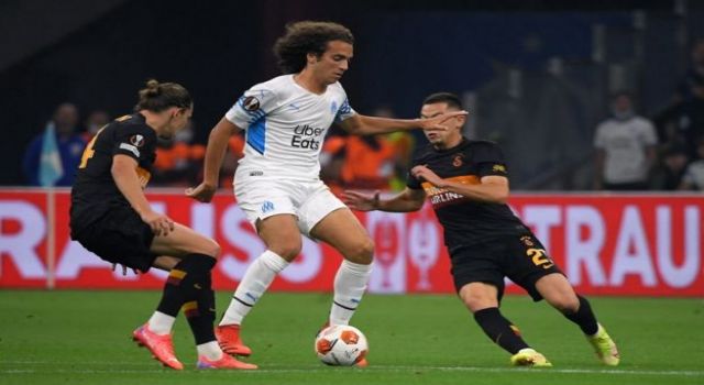 UEFA Avrupa Ligi: Fenerbahçe 0-3 Olympiakos, Marsilya 0-0 Galatasaray