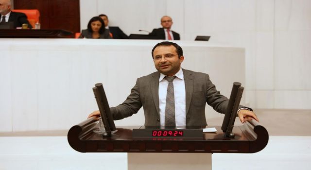 Temel: Valiler ve kaymakamlar, Kürtçeye dair her türlü etkinliği yasaklıyor