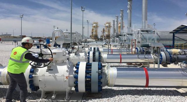 İran Türkiye'ye doğalgaz akışını durdurdu