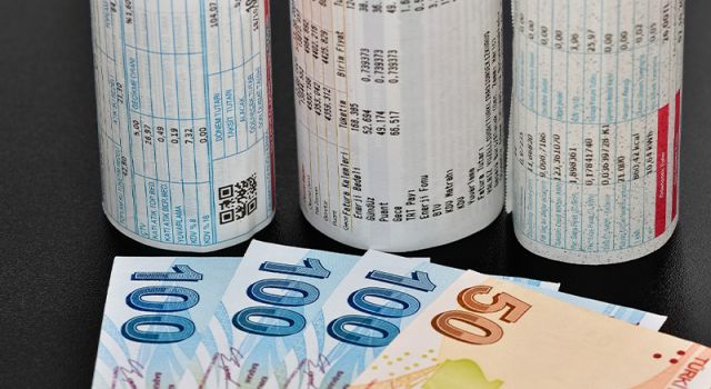 Ankara'da elektrik zirvesi: Enerji ve Tabii Kaynaklar Bakanlığı dağıtım şirketleriyle görüşecek