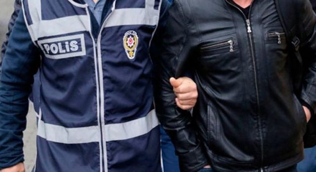 Van'da 2 polis memuru fuhuş operasyonunda gözaltına alındı, biri tutuklandı