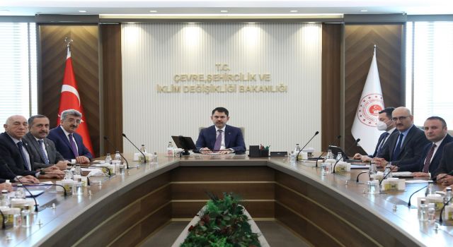 Van Gölü’nün dip çamuru temizliği için 5 milyon TL ek ödenek verildi