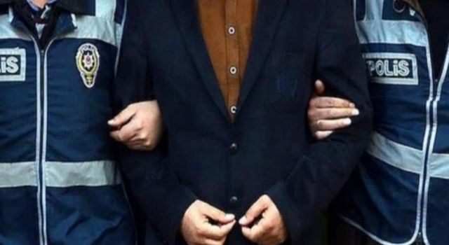 Van'da 5'i kadın 13 gözaltı