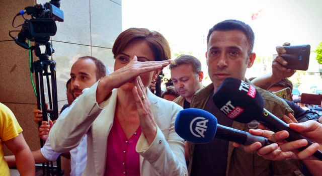 Canan Kaftancıoğlu 'Cumhurbaşkanına hakaretten' cezaevine konuldu