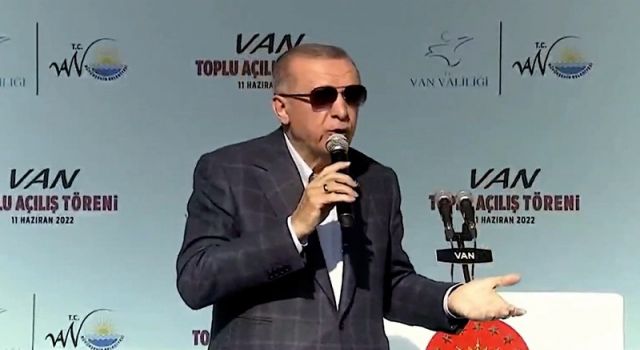 Erdoğan'dan 1982 yılında açılan Van YYÜ gafı: Buraya üniversiteyi kim getirdi, biz!