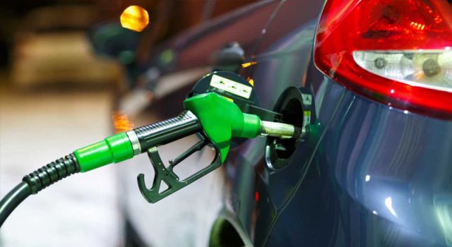 Benzine 84 kuruş zam geliyor