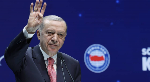 Memur ve emekli maaşlarının artış oranı yüzde 25 olacak