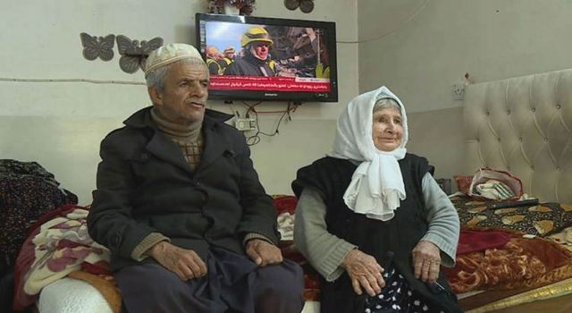 Irak Kürdistan Bölgesi: Engelli yaşlı çift emekli maaşlarını depremzedelere bağışladı