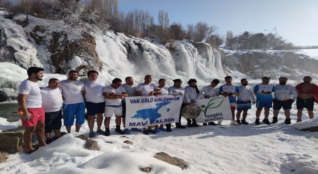Van'da kış yüzme şenliği düzenlenecek