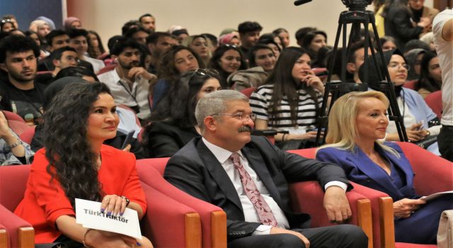 Van'da "Filizlerin Mucizeleri Teknoloji ve İnovasyon Vizyon Eğitimleri" başladı