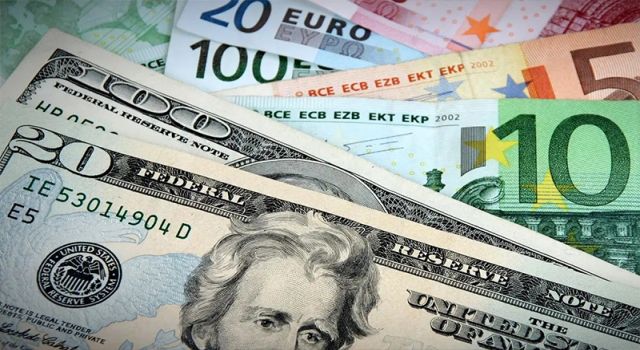 Döviz kurlarında yükseliş sürüyor: Dolar/TL, 23,40'ı geçti