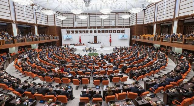 TBMM yarın açılıyor: Emekli zammı öncelikli gündem maddelerinden