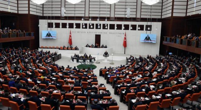 Irak ve Suriye tezkeresi TBMM'de
