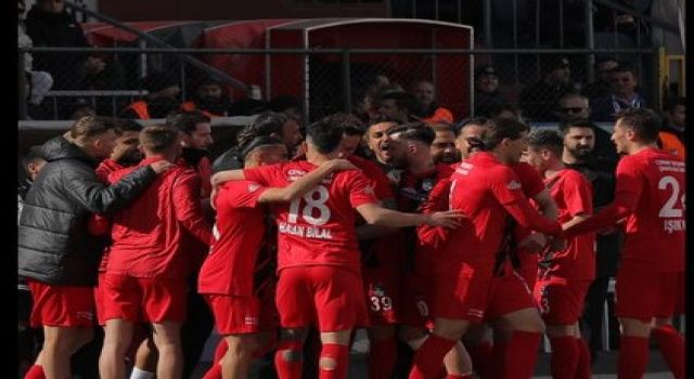 Vanspor liderliğe bir adım daha yaklaştı