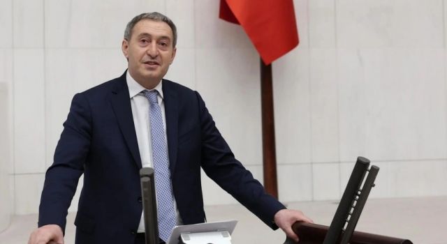 "DEM Partili 27 belediyeye kayyum atanabilir" tartışması