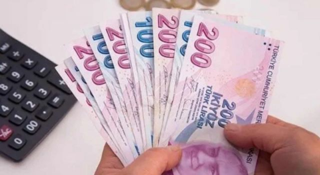Tüm emeklilere seyyanen zam gündemde; işte konuşulan rakam