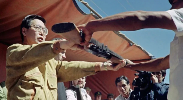 Alberto Fujimori: 86 yaşında ölen Peru'nun sabıkalı eski cumhurbaşkanı nasıl hatırlanacak?