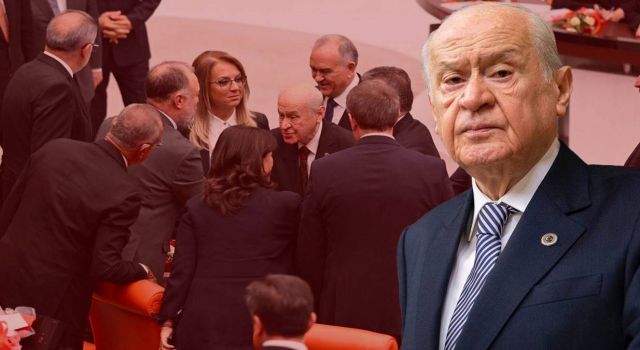 Bahçeli, DEM Parti'lilerin elini neden sıktığını açıkladı