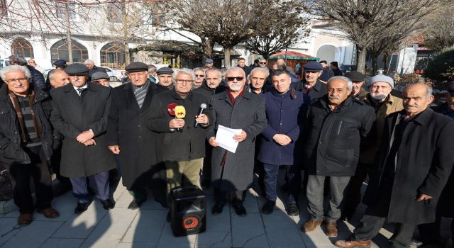 Van'da emeklilerden 'kayyım' açıklaması: Barış istiyorsanız bu yöntemden vazgeçin