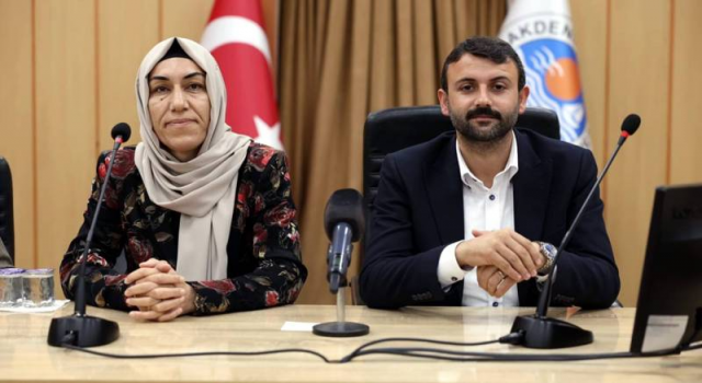 Akdeniz Belediyesi Eş Başkanları adliyeye sevk edildi