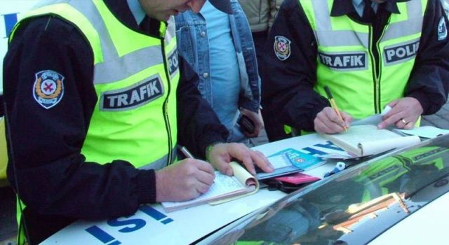 Bazı trafik suçlarında hapis cezası geliyor