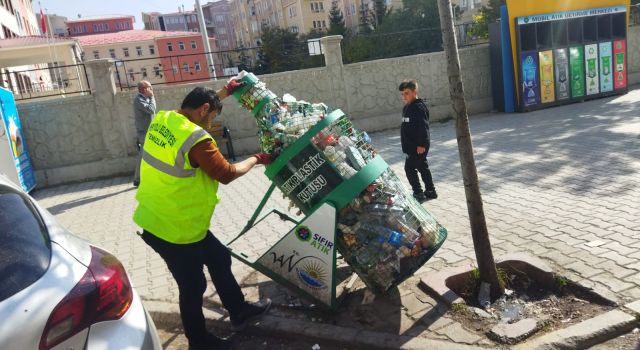 İpekyolu'nda atıklar geri dönüşüme kazandırılıyor