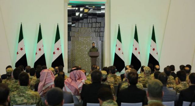 Rojava Özerk Yönetimi'nden HTŞ'nin 'Zafer Konferansı' toplantısına tepki: Meşru değildir
