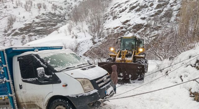 Van'da 264 yerleşim yerinin yolu ulaşıma kapalı